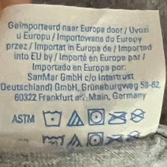 TOTUS TUUS I am Yours Latin Phrase Catholic Mary T-Shirt V-Neck Top Size 2XL - Picture 4 of 7